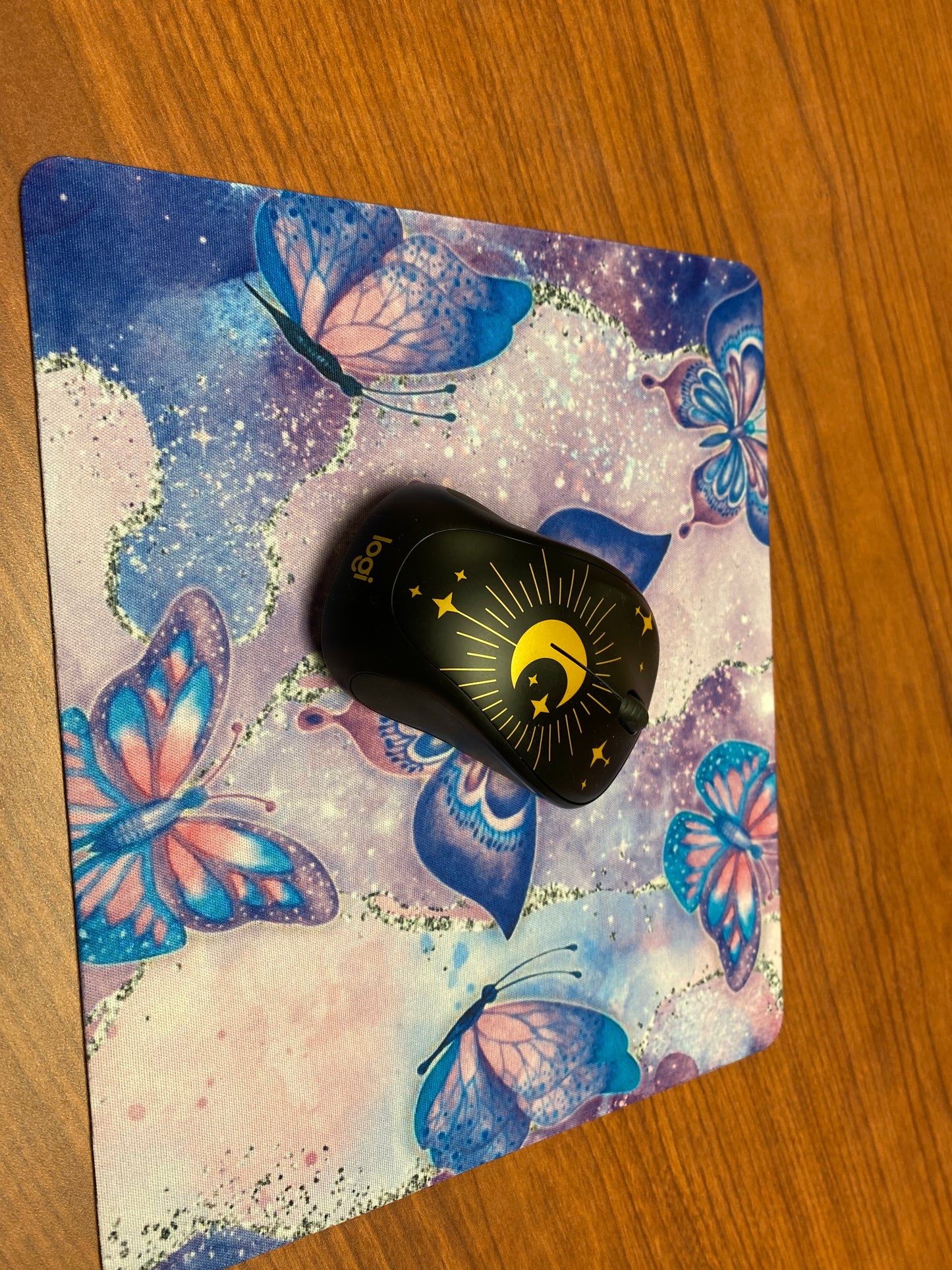 Butterfly mouse pad