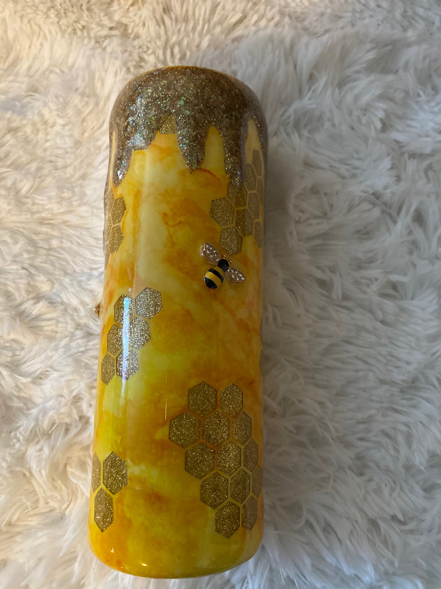 Honey bee tumbler
